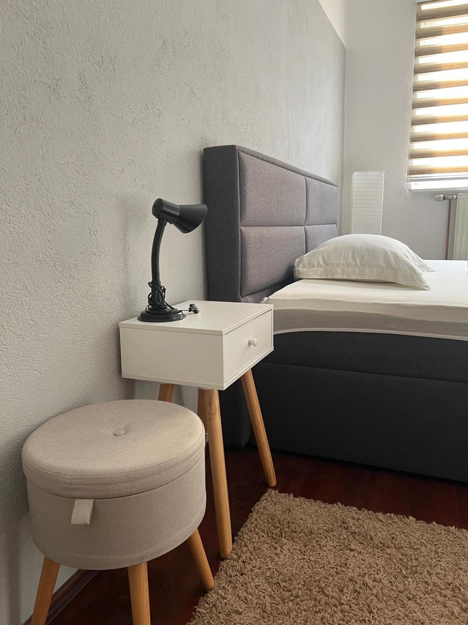Appartamento La Bocca - Airport, Parking, Ac, Bidet, Coffee Machine, Ps3 *